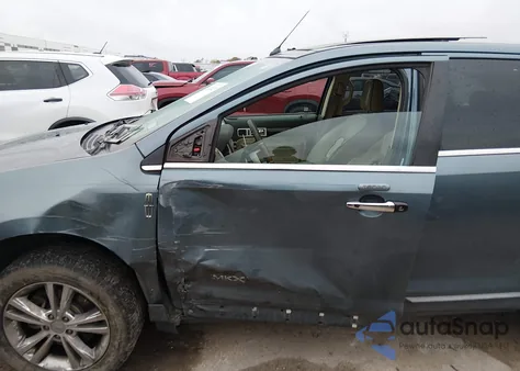 2010 Lincoln Mkx z USA, uszkodzony, nr VIN 2LMDJ6JC3ABJ34639